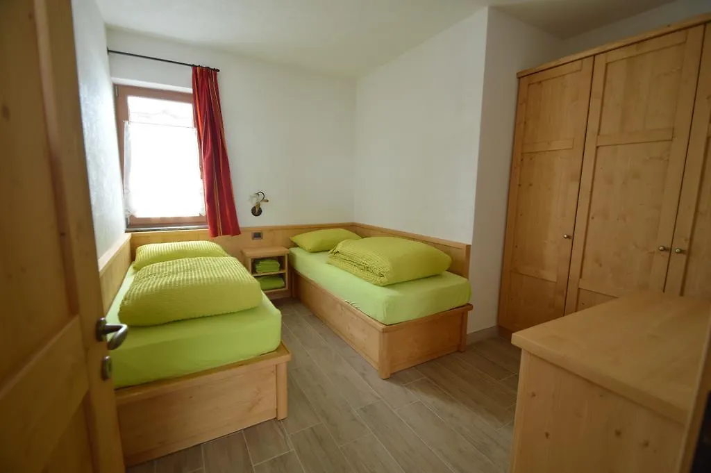 Chalet Alpine Dream Livigno 0*,  Italy