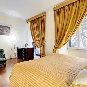 House Belle Arti , Roma Italia